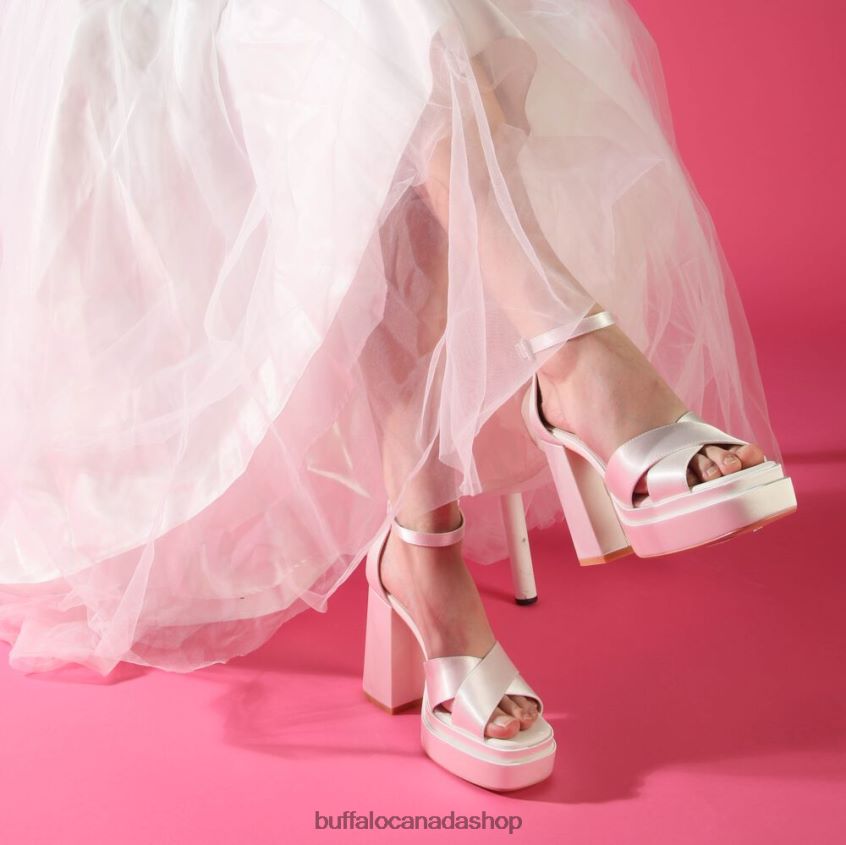 Bonny Cross Heeled Sandals Ivory Buffalo ZL64TZ314 |Sandals